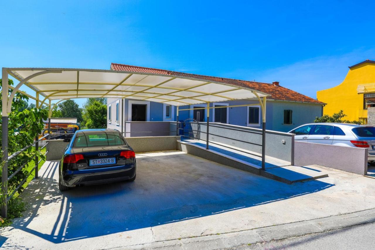 Apartment Nina Stobreč Zewnętrze zdjęcie